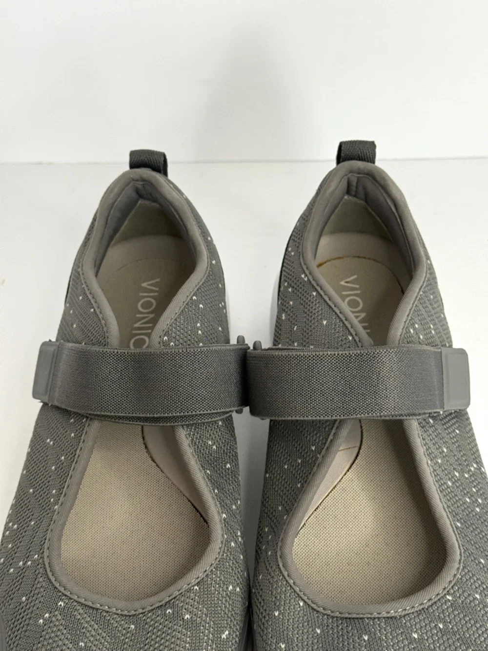 Vionic Jessica Mary Jane Sneakers Gray-White Size 9.5